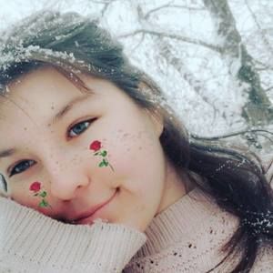 Meet your Posher, Joei